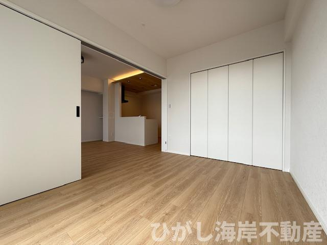 グラン・コート湘南茅ヶ崎の内装|新規リフォーム完了！　5.8帖　洋室