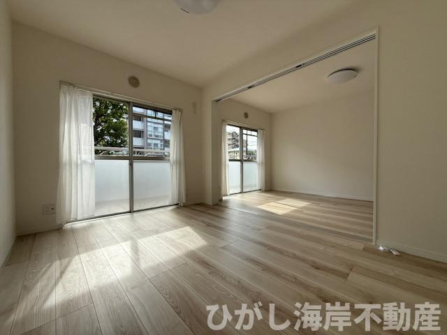 平塚ニューライフ ３棟の洋室|新規リフォーム完了！　洋室