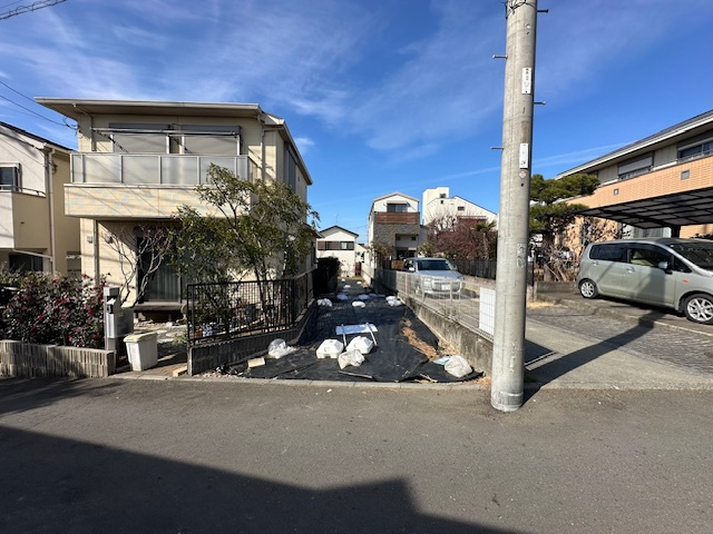 藤沢市辻堂６丁目　売地の前面道路含む現地写真|現地外観