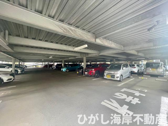 エンゼル茅ヶ崎リバーヴェールの駐車場|敷地内駐車場