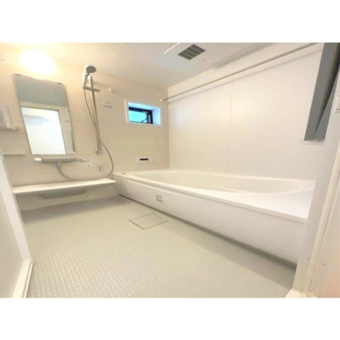 Ｋｏｌｅｔ横浜山手＃０８の浴室