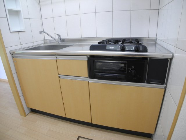 ロイヤルメゾンのキッチン|※同物件反転間取の写真です※現況を優先します※