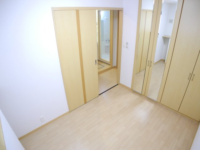 ロイヤルメゾンの内装|※同物件反転間取の写真です※現況を優先します※