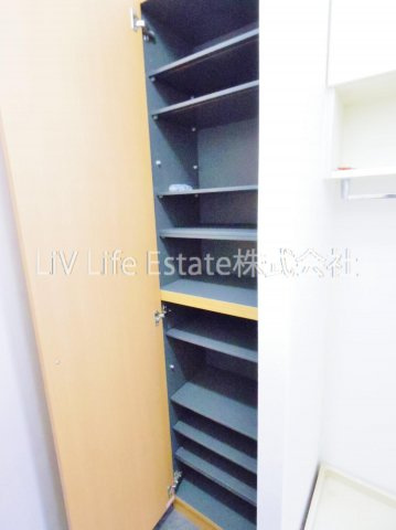 小平市栄町１丁目の賃貸マンションの内装