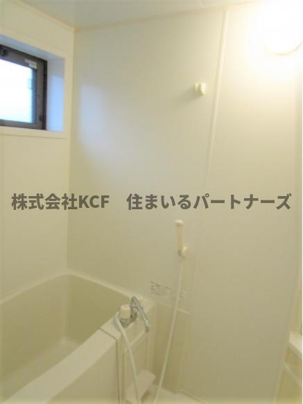 リーベB棟の浴室|きれいなお風呂です
