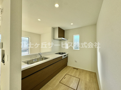 【キッチン】 | 湖西市新居町新居 2期 新築一戸建て 3号棟 | きれいなキッチンです