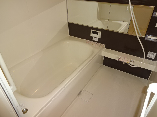 Placido　Aの浴室