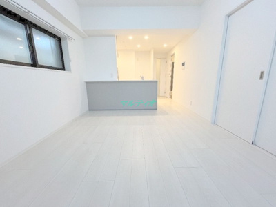 【居間・リビング】 | ウィステリア青砥 | 洋室