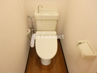 【トイレ】 | 霊屋第一コーポナバタ | 温水洗浄便座付きのトイレ。（参考写真）