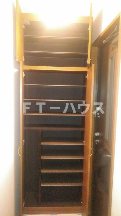 メゾンベールの収納|シューズボックス