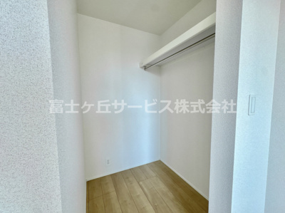【収納】 | 湖西市新居町新居 24-3期 新築一戸建て 1号棟 | ウォークインクローゼットです