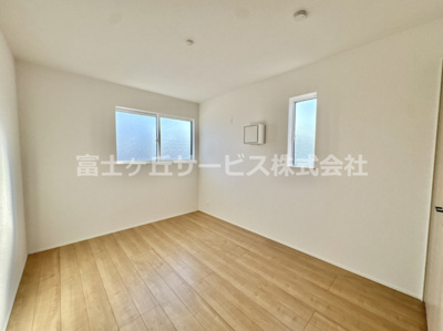 【洋室】 | 湖西市新居町新居 24-3期 新築一戸建て 1号棟 | 使い勝手のいい洋室です