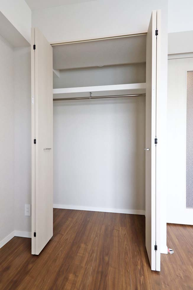 大神宮下Residenceの収納|明るい色調の室内です