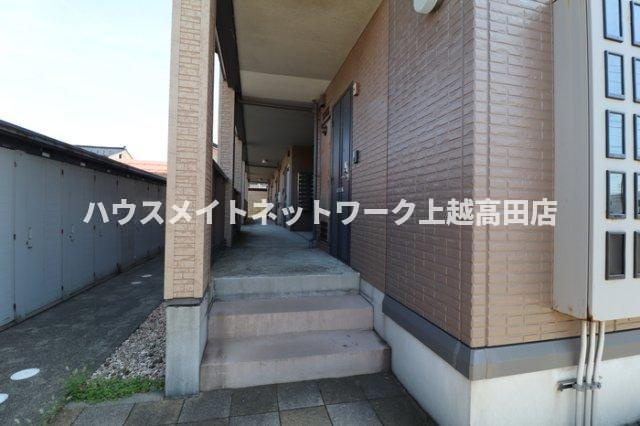 エル・スリー石橋のエントランス|エントランス