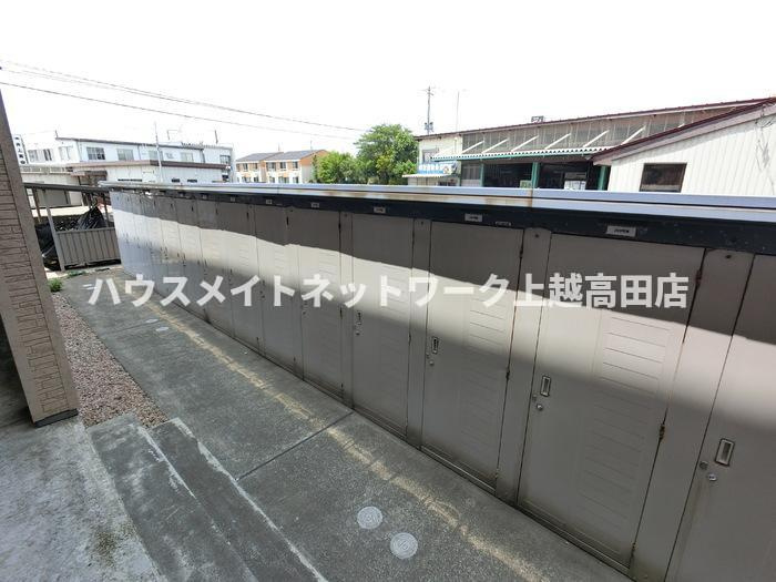 エル・スリー石橋の設備|外部物置