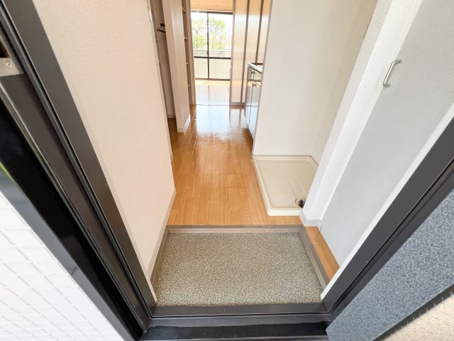 シャーメゾン比島 A棟の玄関