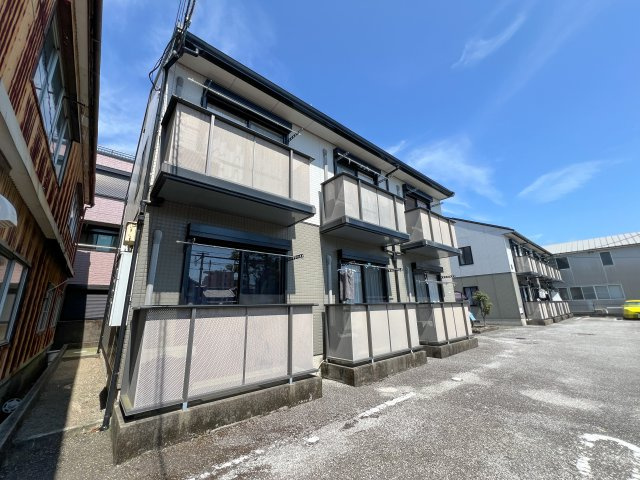 シャーメゾン比島 A棟の外観