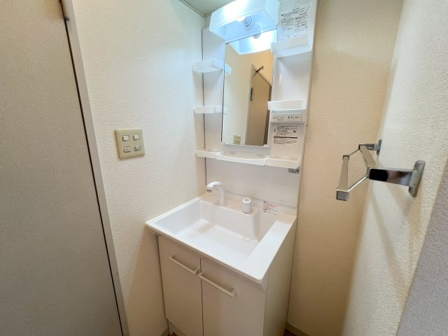 シャーメゾン比島 A棟の洗面所