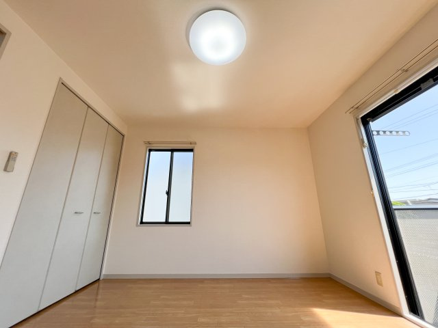 シャーメゾン比島 A棟の洋室