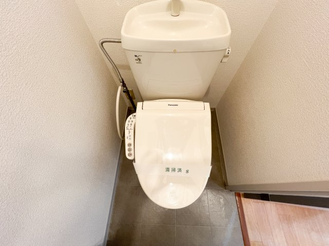 シャーメゾン比島 A棟のトイレ