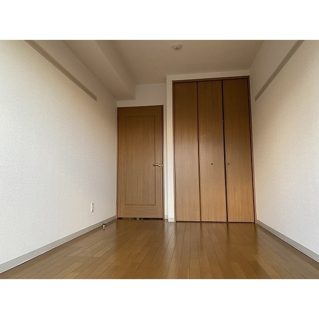 シャンテメゾン田仲の居間・リビング|使いやすい居間です