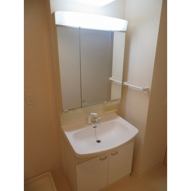 サングランパの洗面所|独立洗面台