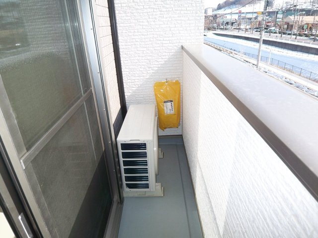 ＳＫＹ ＳＵＩＴＥ －スカイスイート－ のバルコニー|暖かな日差しのふりそそぐバルコニー