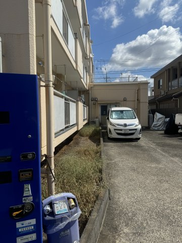 川瀬コーポラスの駐車場|駐車場があります