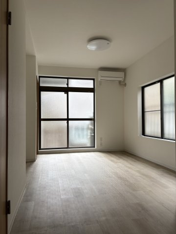 高田馬場3丁目戸建ての居間・リビング|リビングです