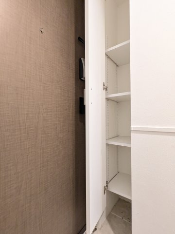 ザハウス祐天寺の収納|小物を収納するのに便利です