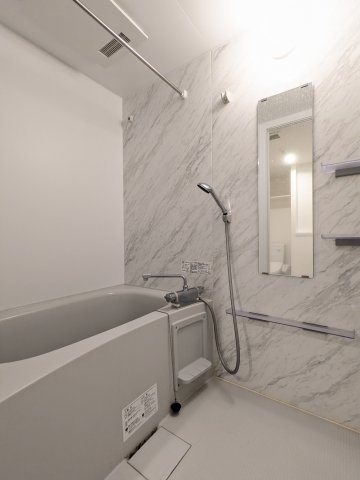 ザハウス祐天寺の浴室|日々の暮らしに欠かせないお風呂です