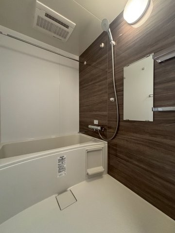 「防音マンション」VORT上北沢レジデンスの浴室|落ち着いた空間のお風呂です