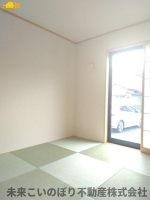 【和室】 | 古河市原町中古戸建て | 家事の合間にちょっとひと休み♪足をのばして寛げる和室♪客間やキッズスペースにも最適です♪