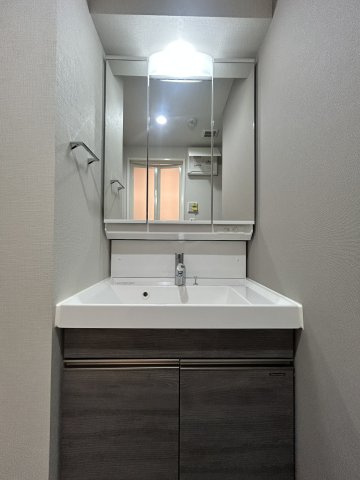 アルファコート谷在家の洗面所|スペースが確保できる洗面所です