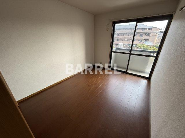 アロマコートAの寝室