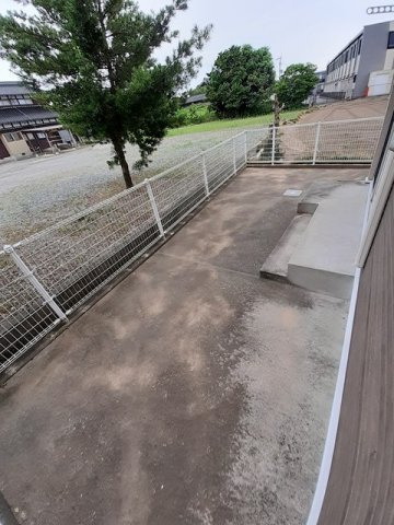 プリムラ　Ｂの庭|陽当たり良好なお庭です♪