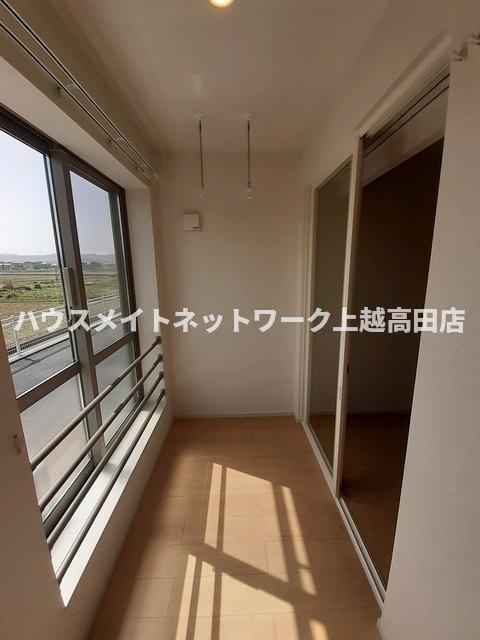 グランメゾンＳＳ４のバルコニー|サンルーム