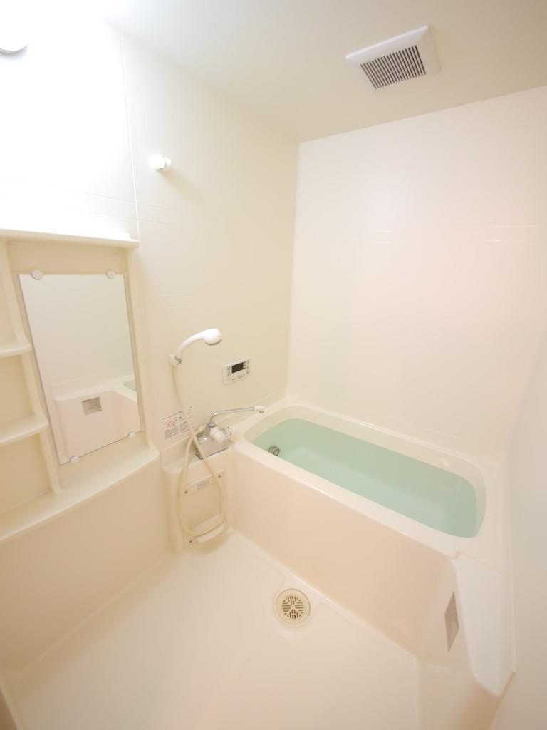 ア・ラ・モードⅡの浴室