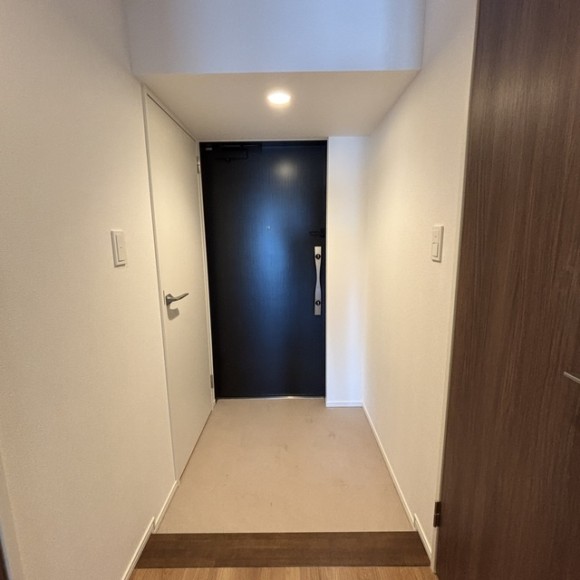 パークアクシス品川天王洲アイルの玄関|※写真は同タイプ住戸です。