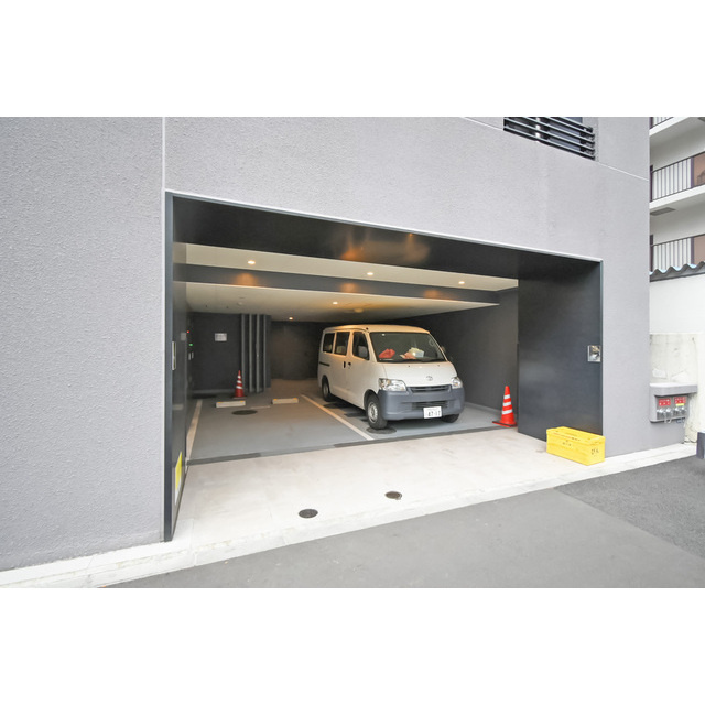 コスモグラシア池田山の駐車場