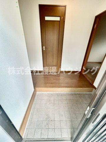 豊中市千成町１丁目のテラスの玄関