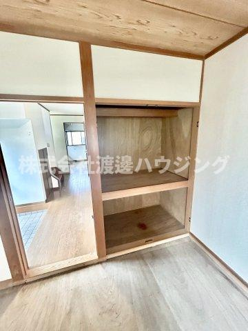 豊中市千成町１丁目のテラスの収納