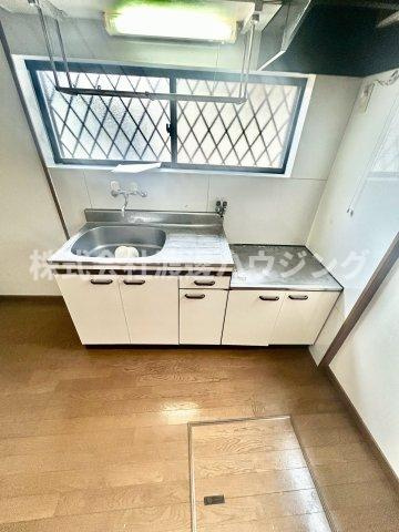 豊中市千成町１丁目のテラスのキッチン