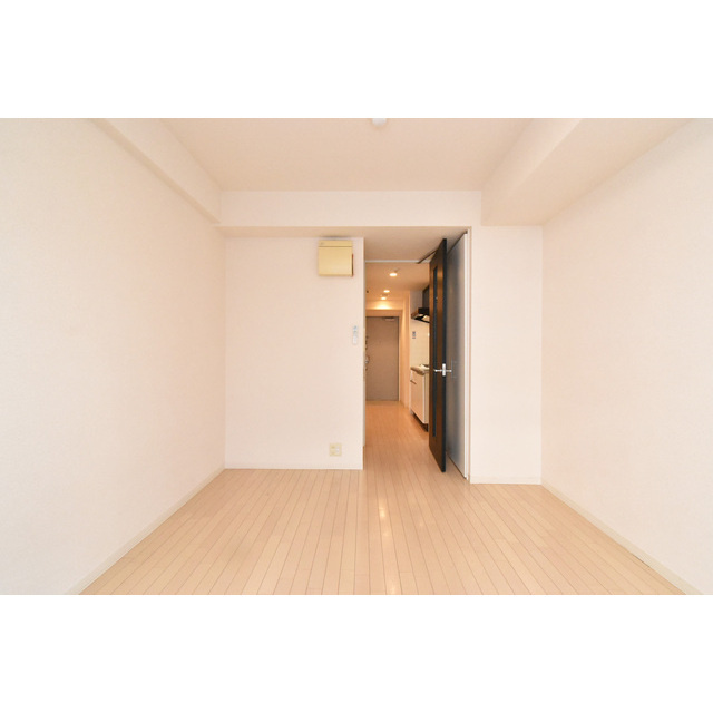 ルクレ新町レジデンスの居間・リビング