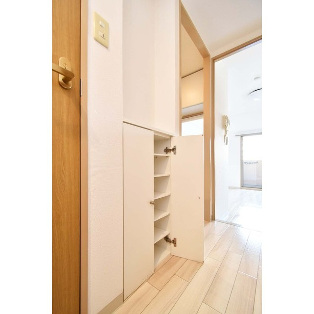 NLC新大阪の玄関