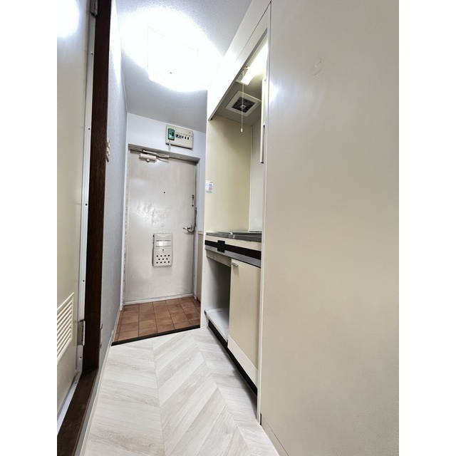 トレンタハウス八王子の玄関