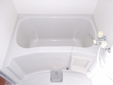 ハピネスの浴室