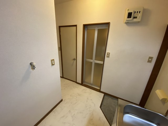 長岡市中沢２丁目のアパートのキッチン