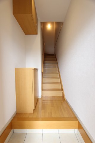 マージェの玄関|参考写真です。現況優先。