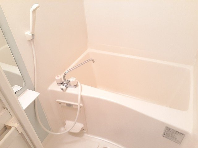 アメニティ栄の浴室